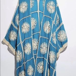 SOLD Momo Free People Flora crochet kimono